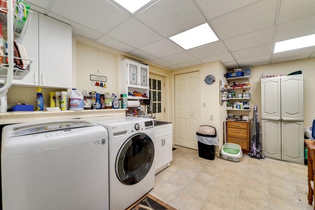 173 Hillcrest Cir