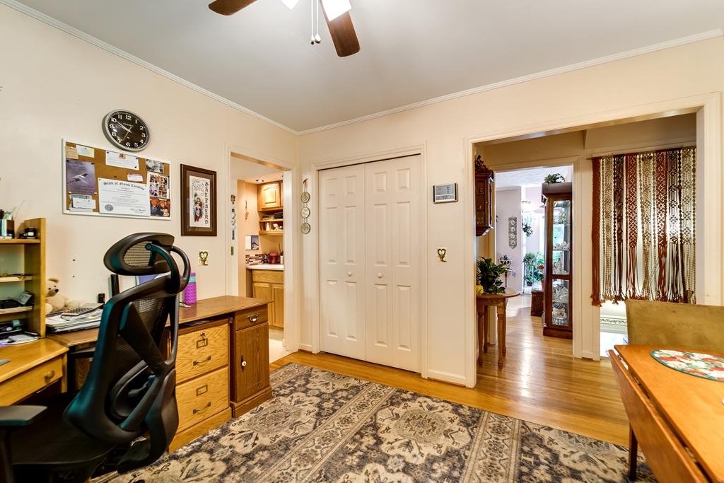 173 Hillcrest Cir