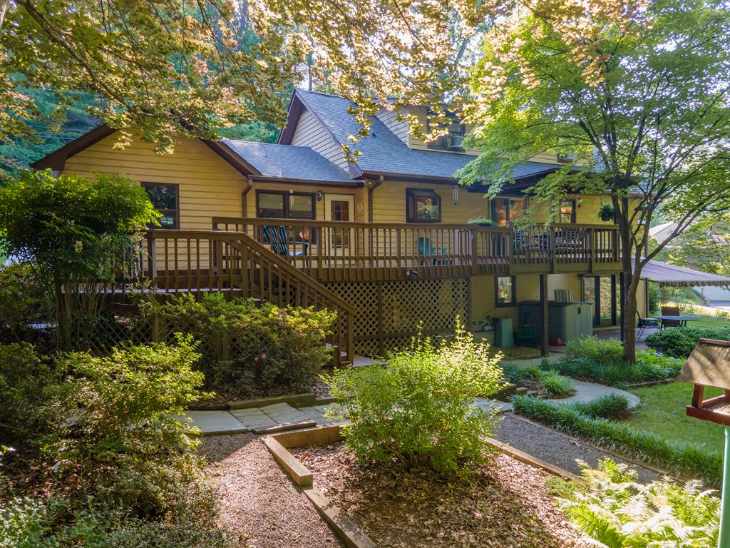 173 Hillcrest Cir