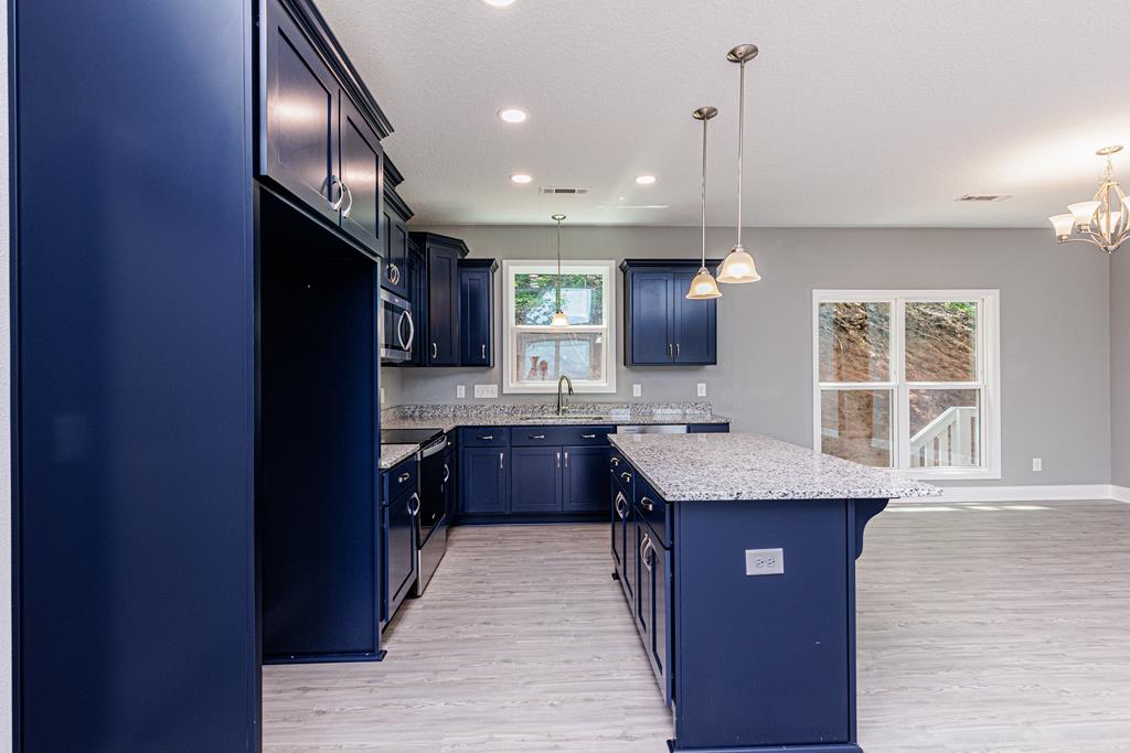 678 Amelia's Bluff