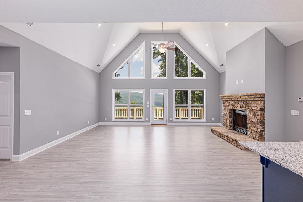 678 Amelia's Bluff