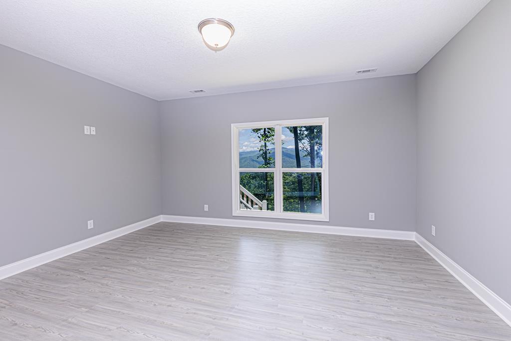 678 Amelia's Bluff