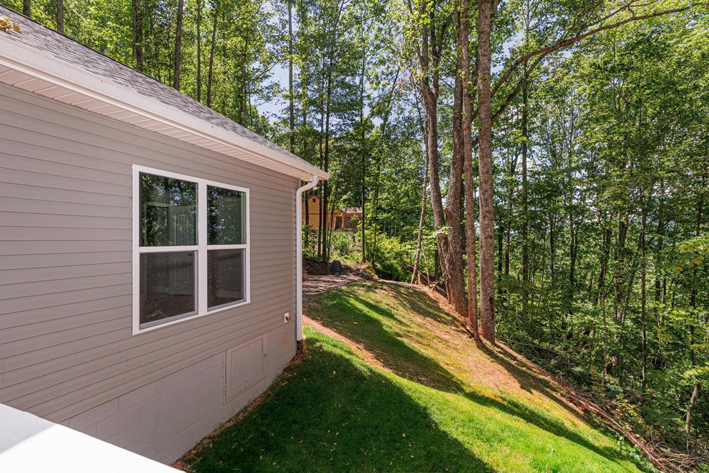 678 Amelia's Bluff