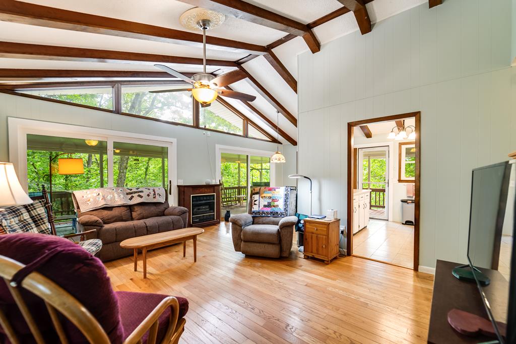 324 Trimont Mountain Rd