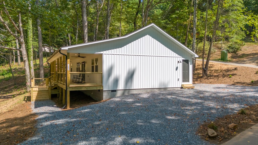 162 Fox Ridge Rd
