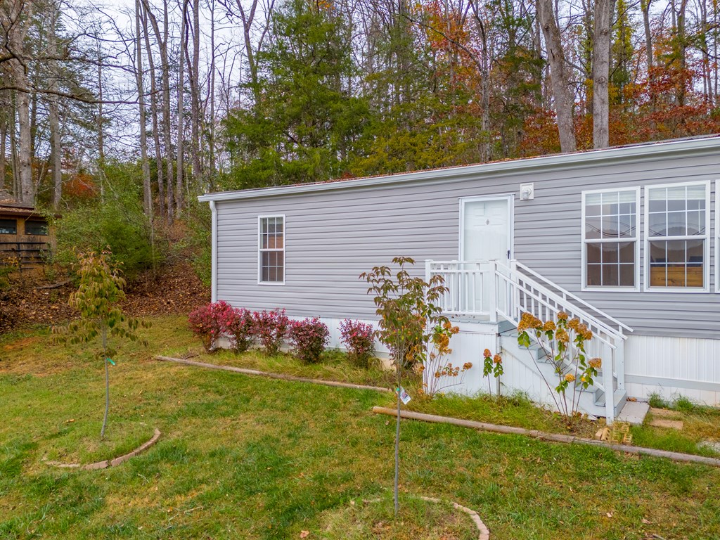 300 Rolling Acres Trail