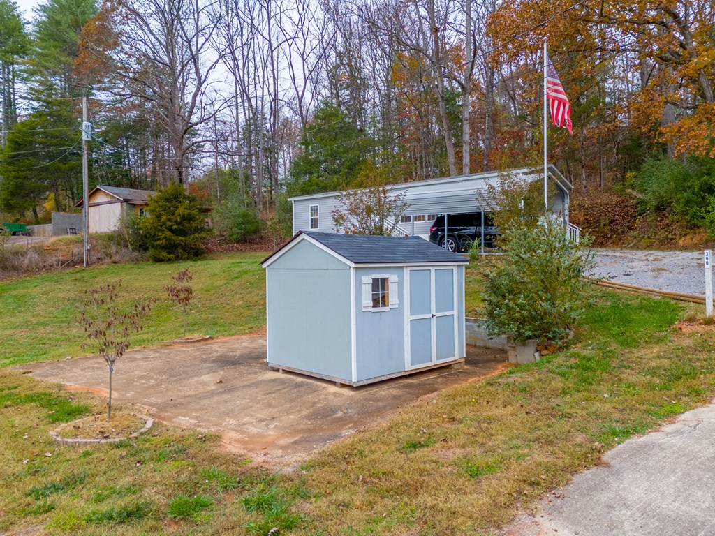 300 Rolling Acres Trail