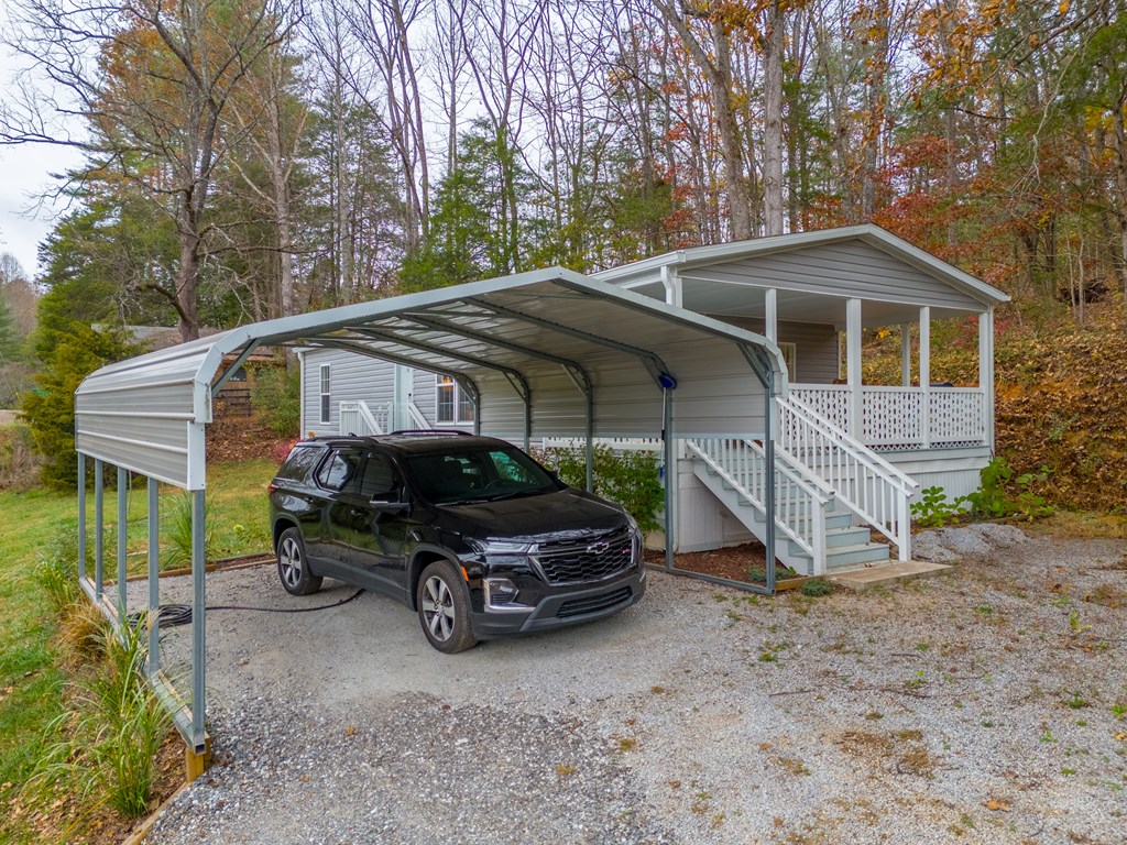 300 Rolling Acres Trail