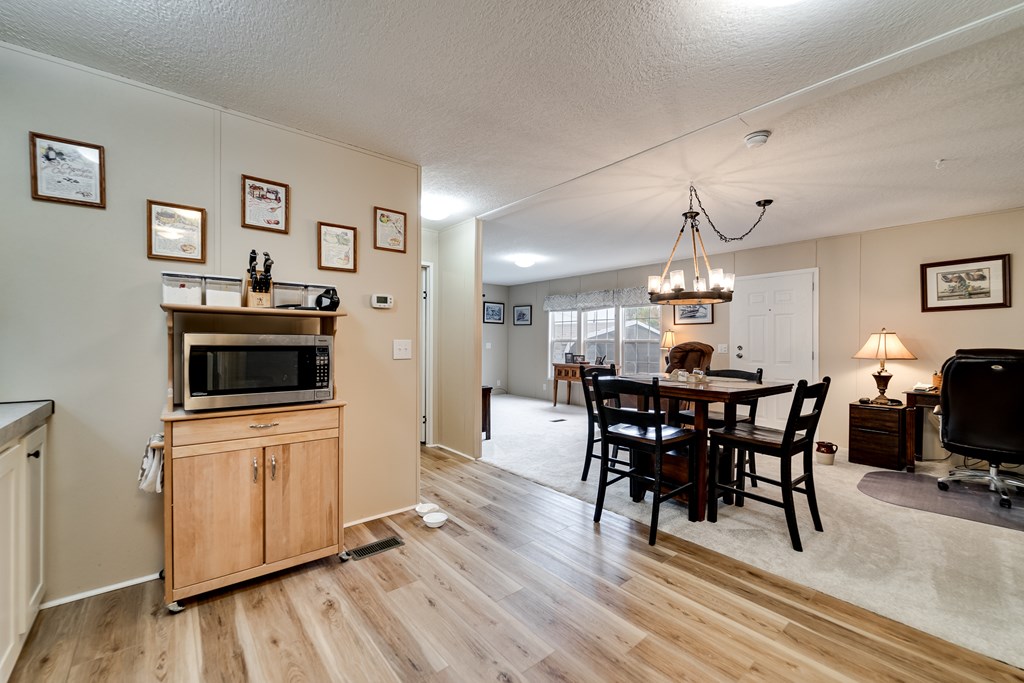 300 Rolling Acres Trail
