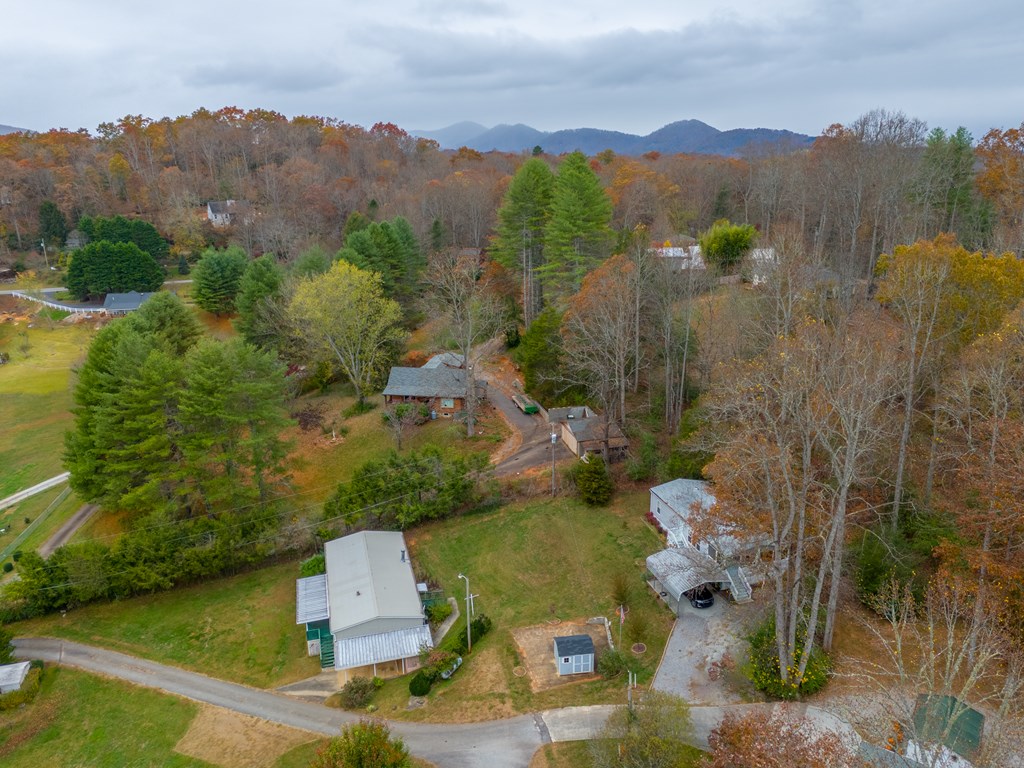 300 Rolling Acres Trail