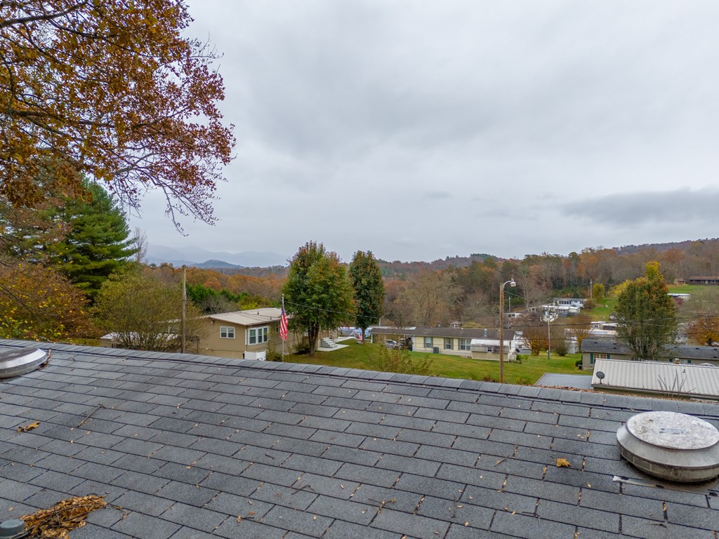 300 Rolling Acres Trail