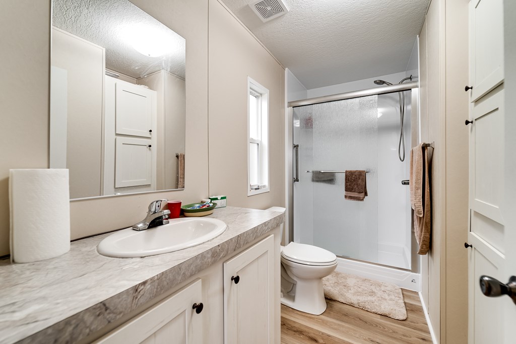 300 Rolling Acres Trail