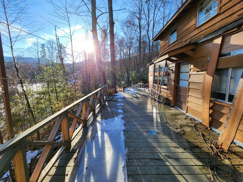 172 Crestline Drive