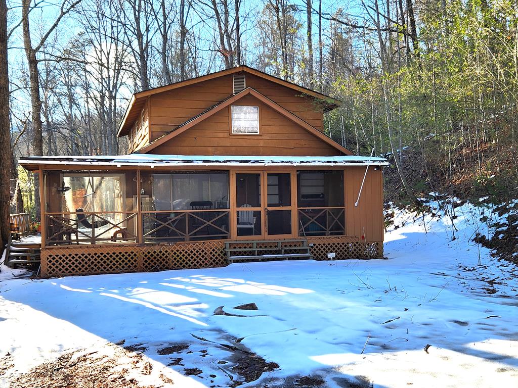 172 Crestline Drive