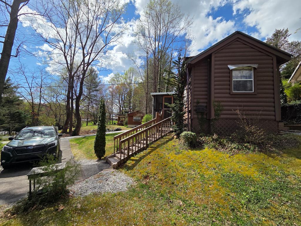 60F Country Woods Drive