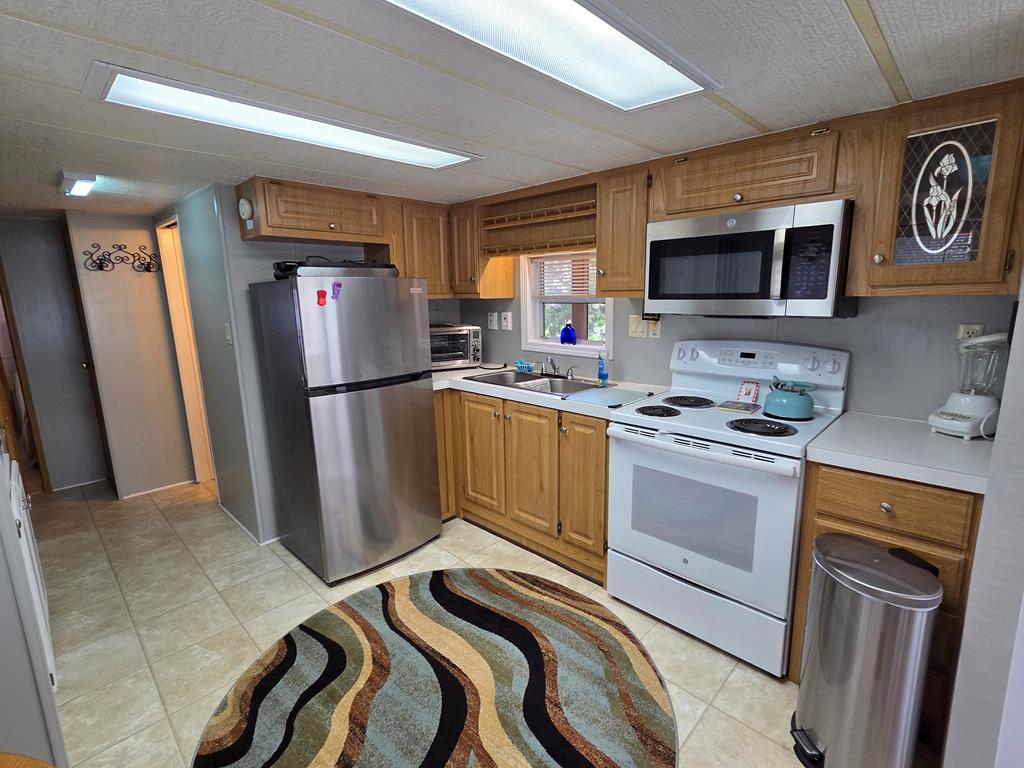 60F Country Woods Drive