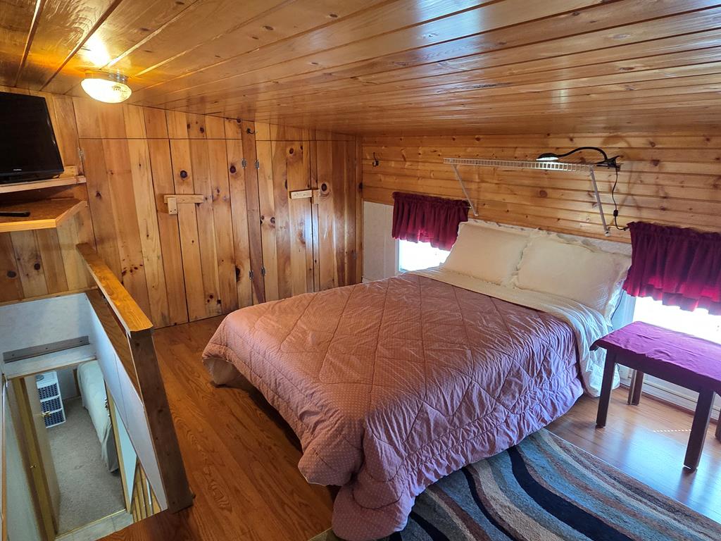 60F Country Woods Drive