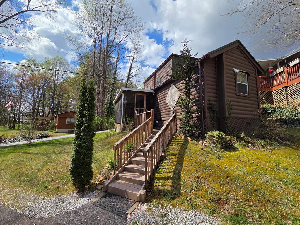 60F Country Woods Drive