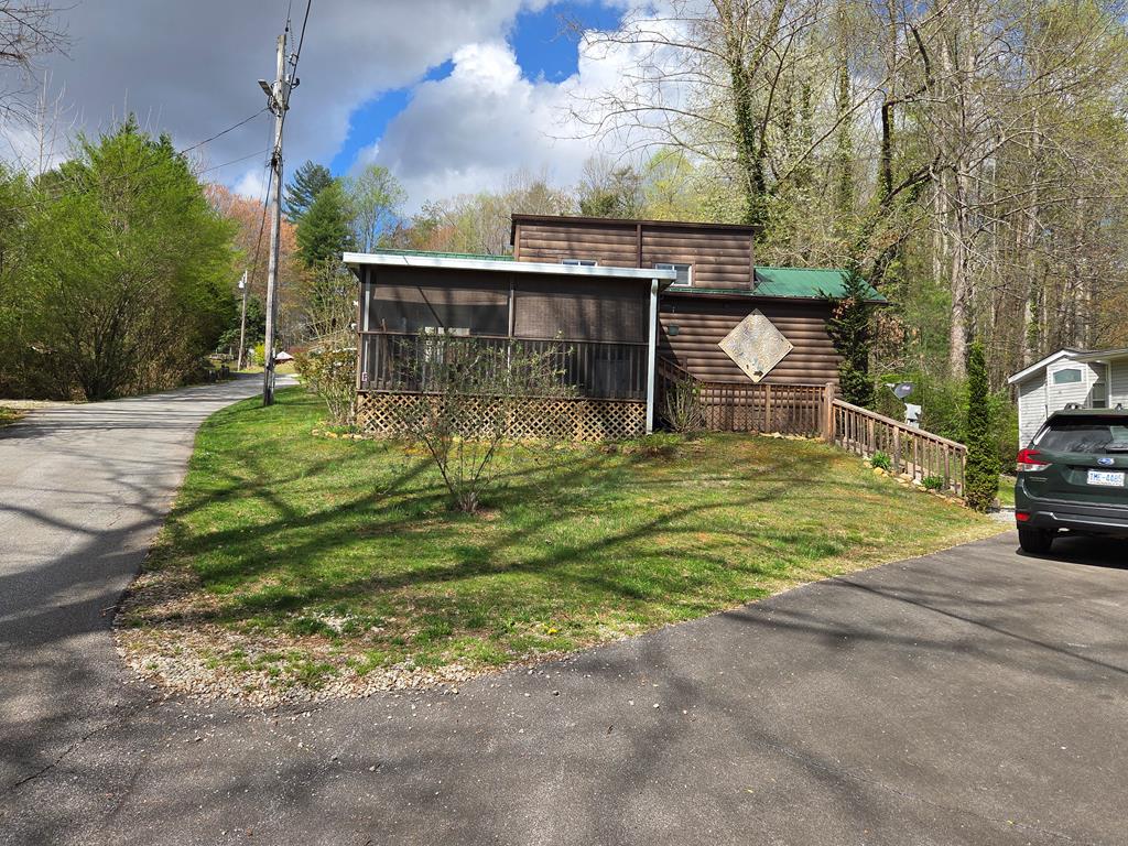 60F Country Woods Drive