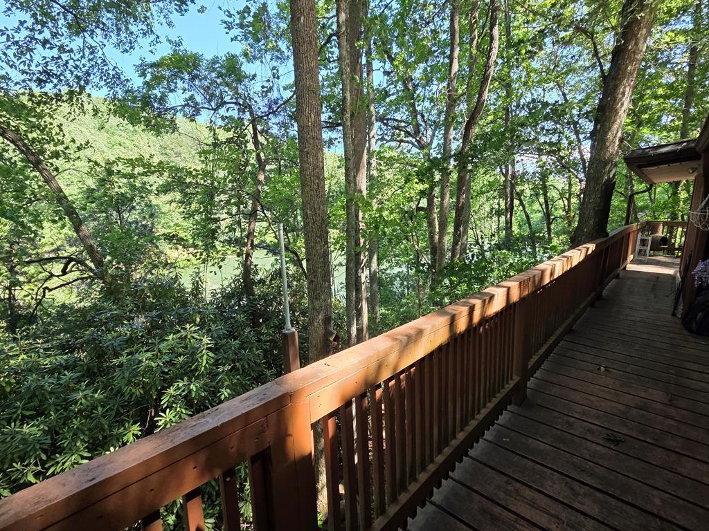 198 Old Dogwood Dr