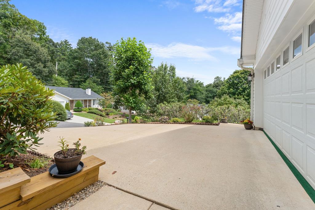 174 Cove Crossing