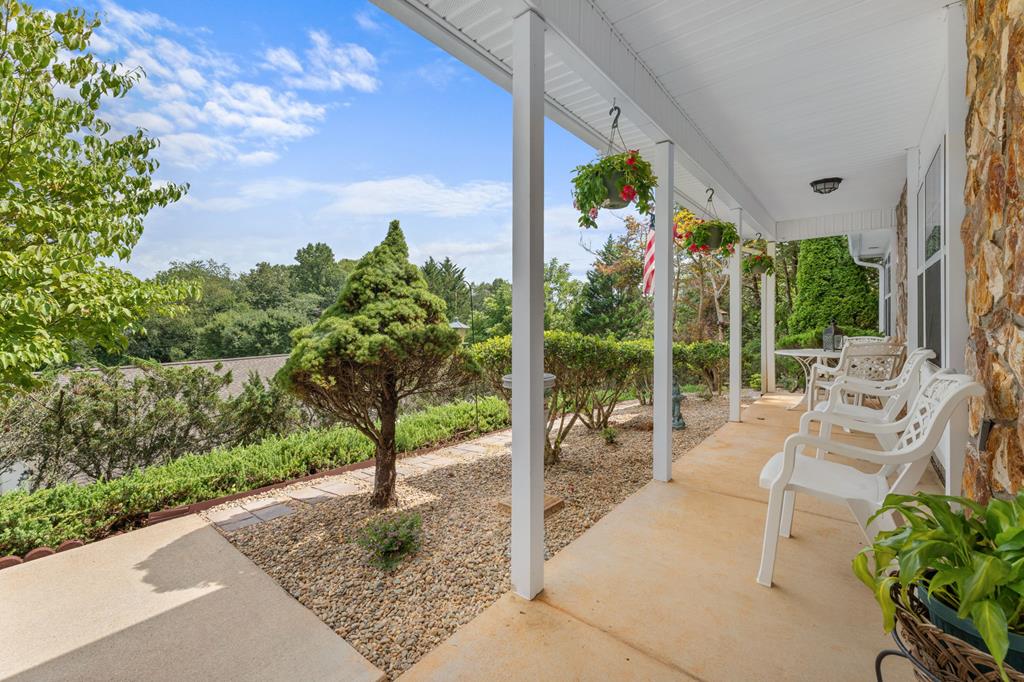 174 Cove Crossing