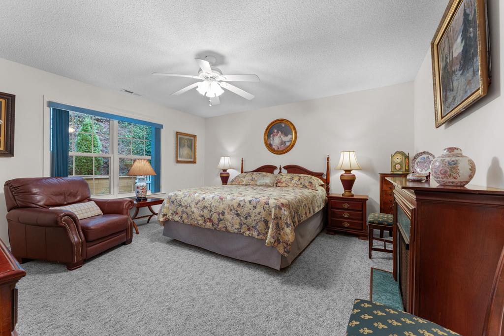 174 Cove Crossing