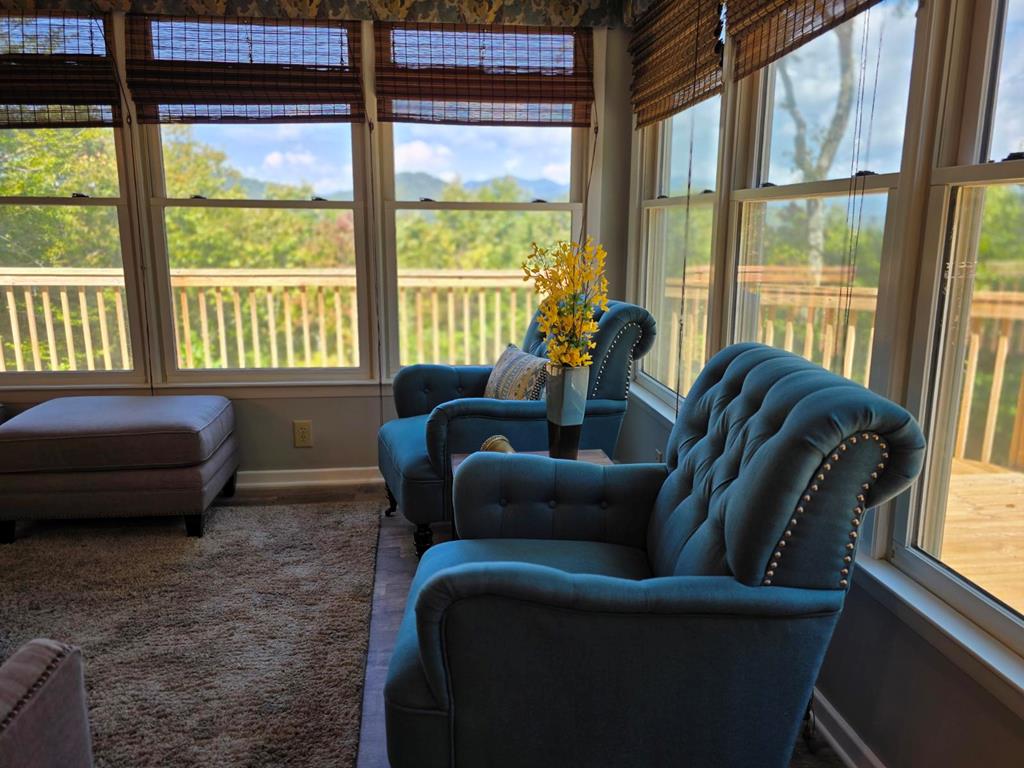 333 Fox Layre Road, Franklin