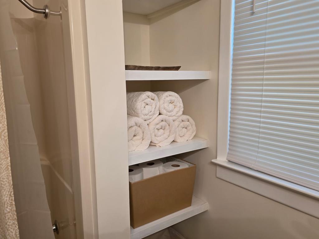 333 Fox Layre Road, Franklin