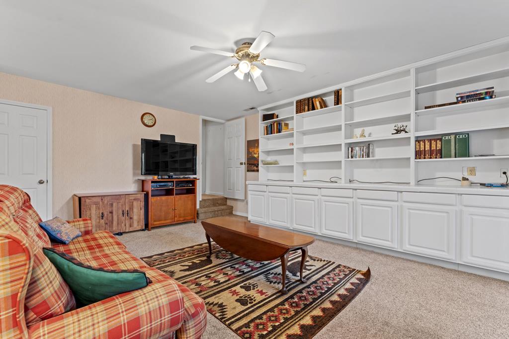 718 Cannon Trail