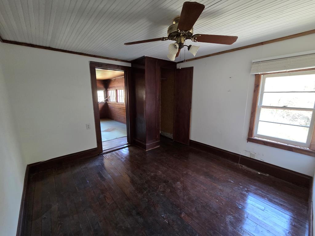 20 West Mills Road, Franklin