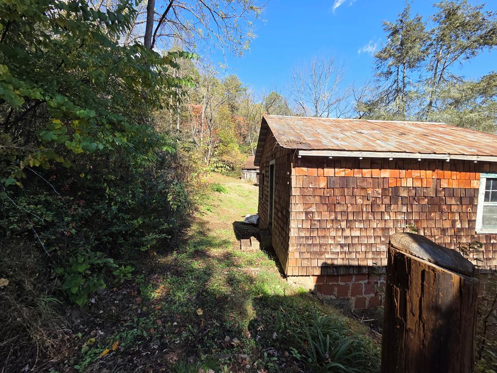 20 West Mills Road, Franklin