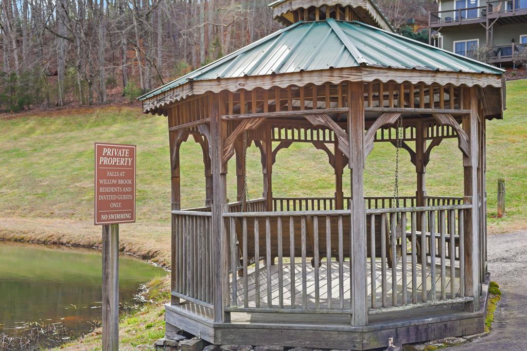 75 Willowbrook Estates