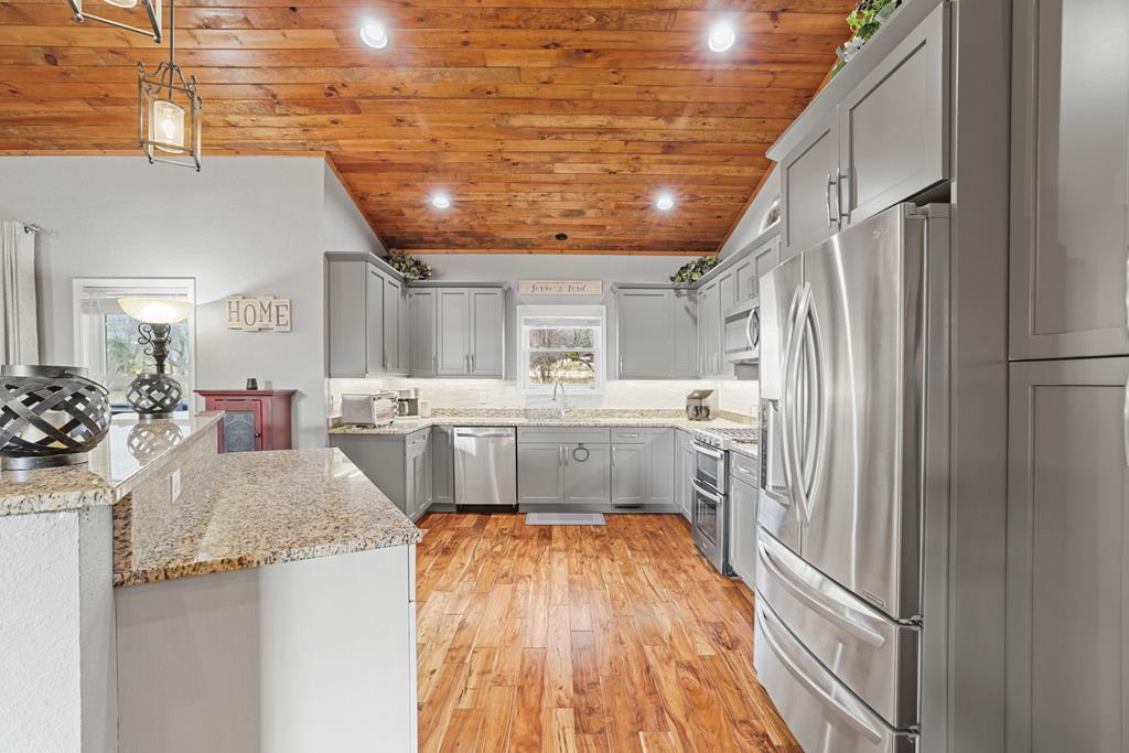 75 Willowbrook Estates