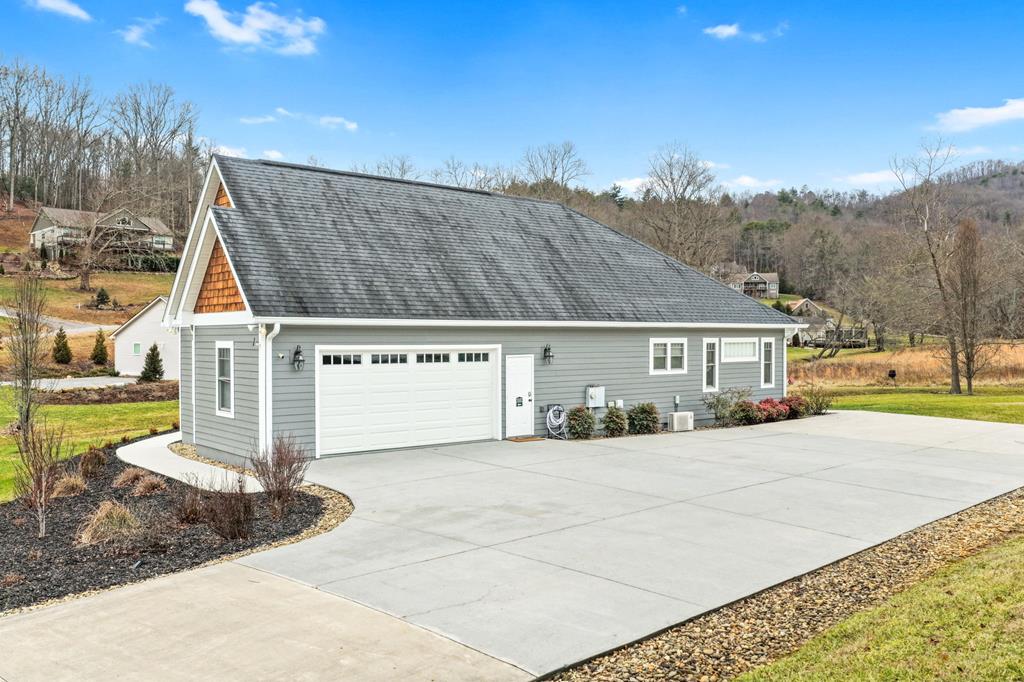 75 Willowbrook Estates