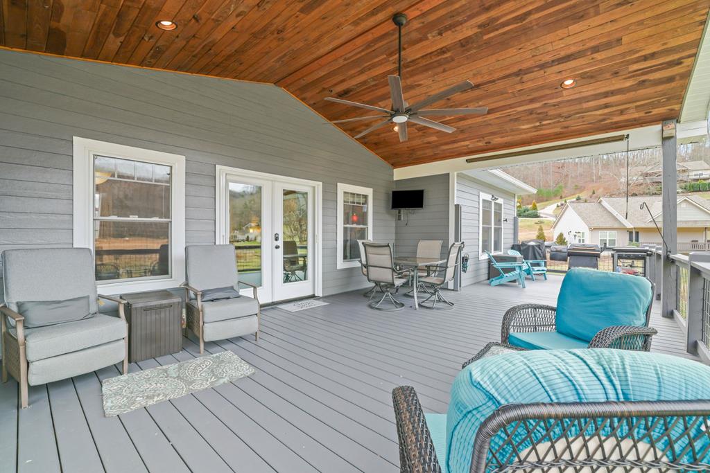 75 Willowbrook Estates