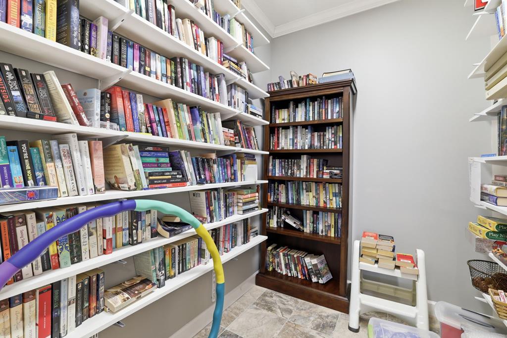 789 Chapel Cove Circle