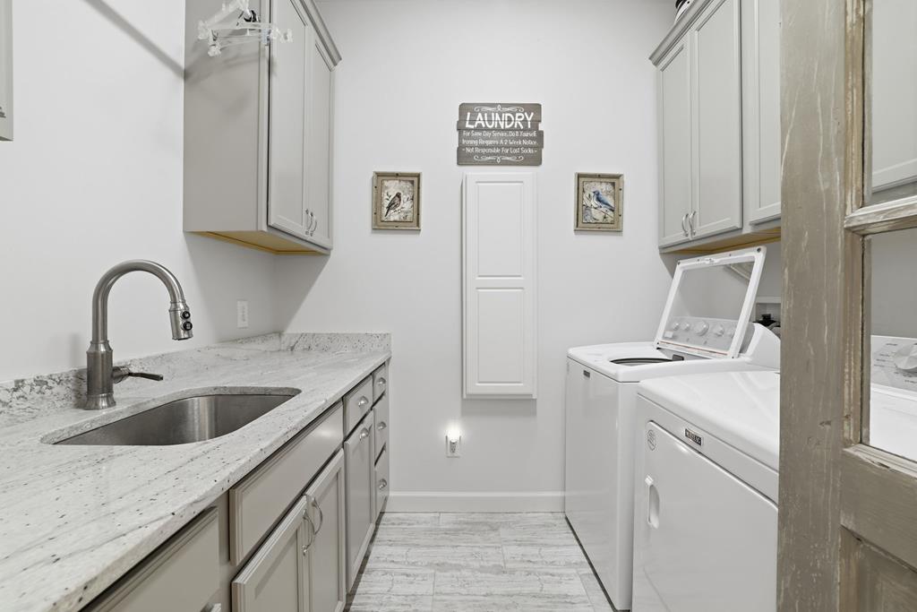 789 Chapel Cove Circle