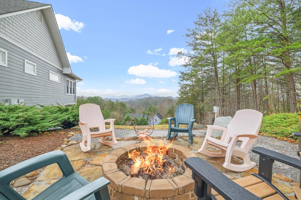 789 Chapel Cove Circle