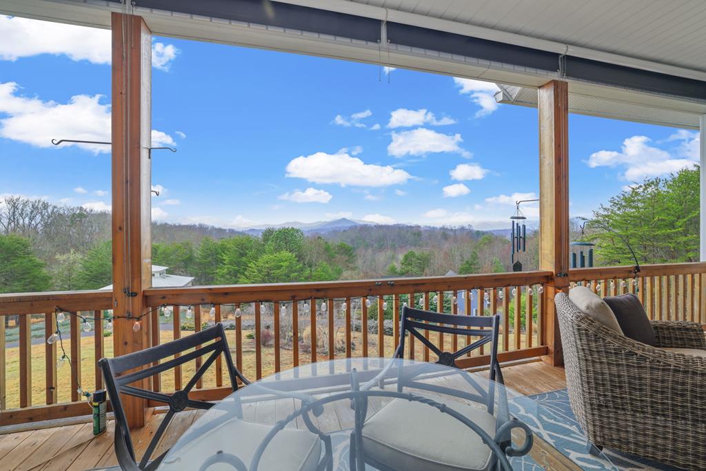 789 Chapel Cove Circle