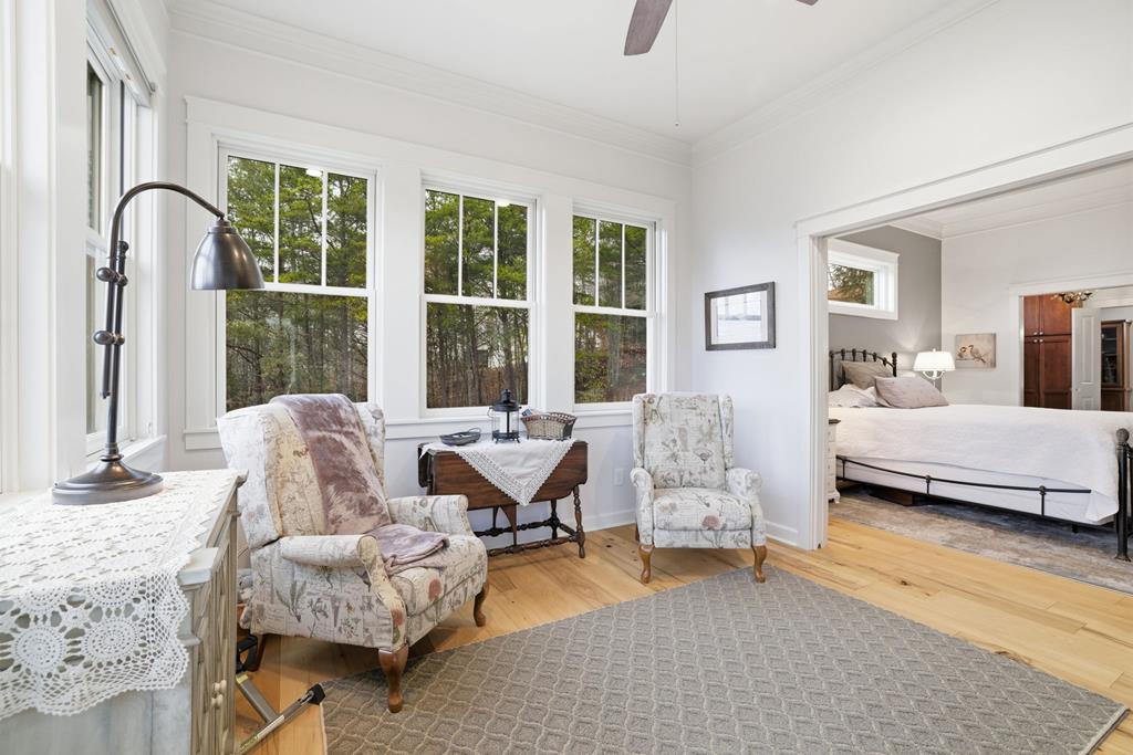 789 Chapel Cove Circle