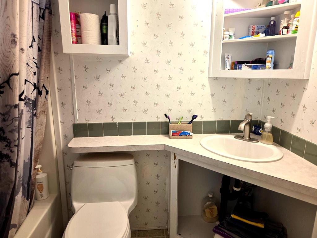 57 Pounding Mill Cove