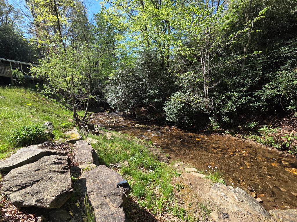 57 Pounding Mill Cove