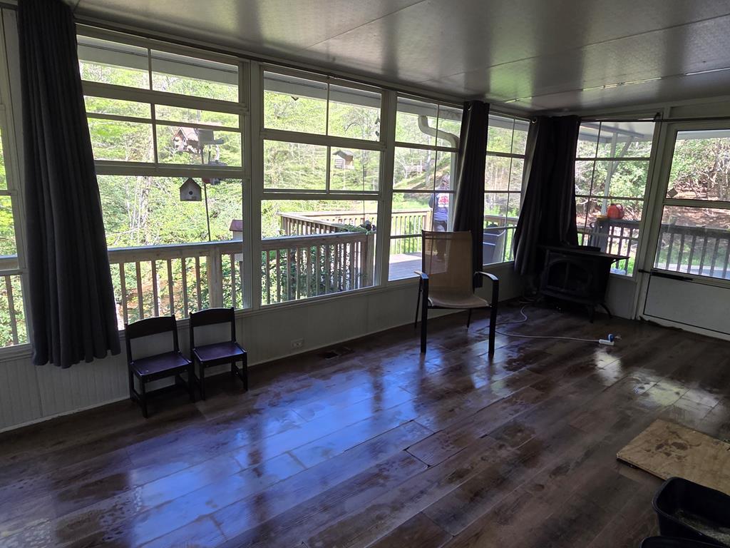 57 Pounding Mill Cove