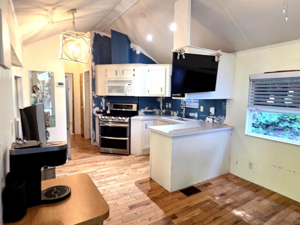 57 Pounding Mill Cove