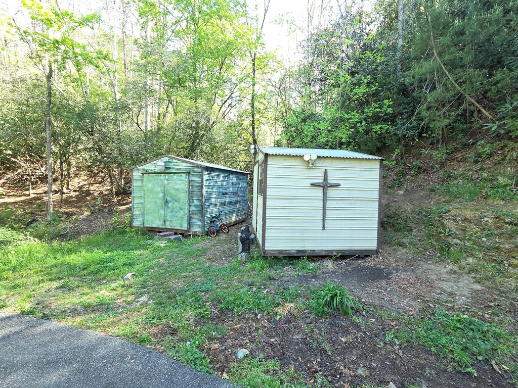 57 Pounding Mill Cove