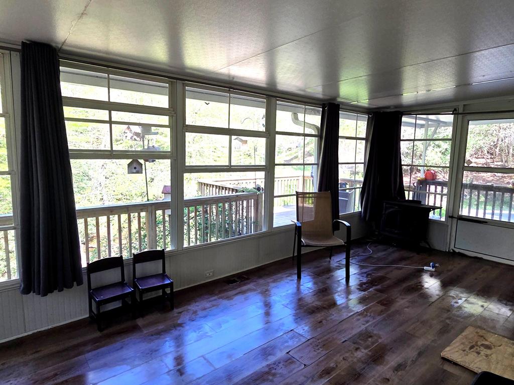 57 Pounding Mill Cove