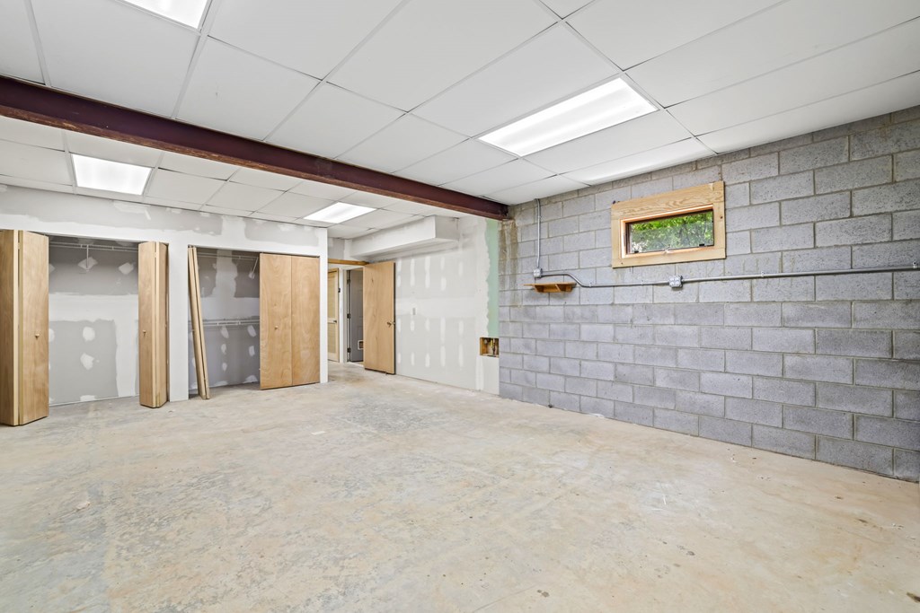 307 Lloyd Tallent Road