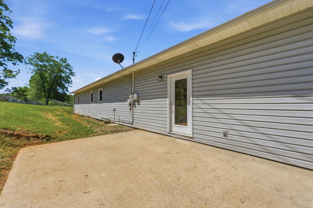 83 Meadowbrook Drive