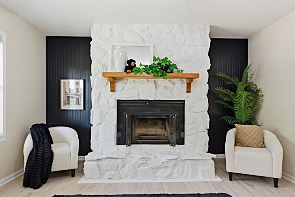 83 Meadowbrook Drive